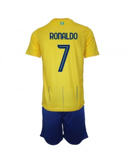Al-Nassr Cristiano Ronaldo #7 Replika Hemmakläder Barn 2023-24 Kortärmad (+ byxor)